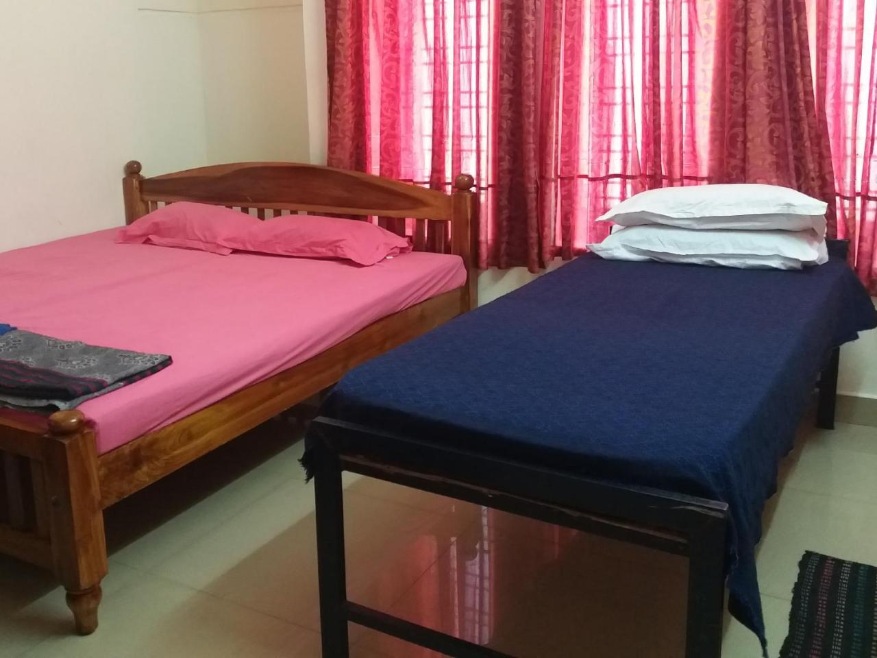 Capital Comfort Hotel Thiruvananthapuram Buitenkant foto